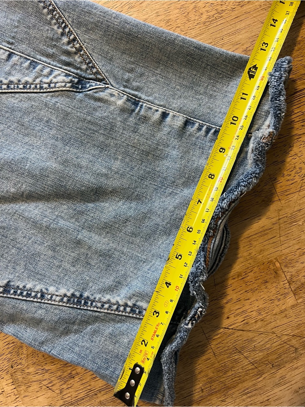 1970’s Vibe Light Wash Boho Gypsy Jeans Raw Hem - Picture 13 of 15
